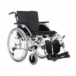 Wózek inwalidzki PRIMERO wykonany ze stopów lekkich